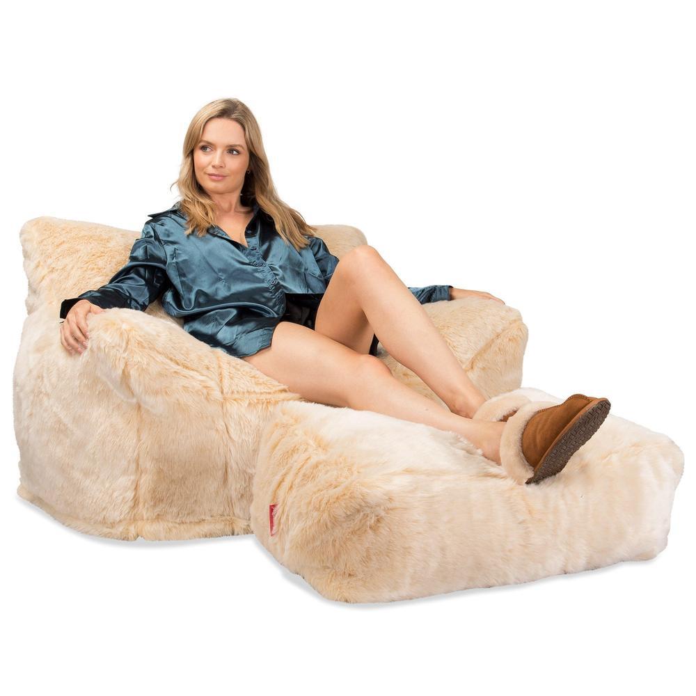 cloudsac-oversized-armchair-800-l-memory-foam-bean-bag-fur-white-fox_3
